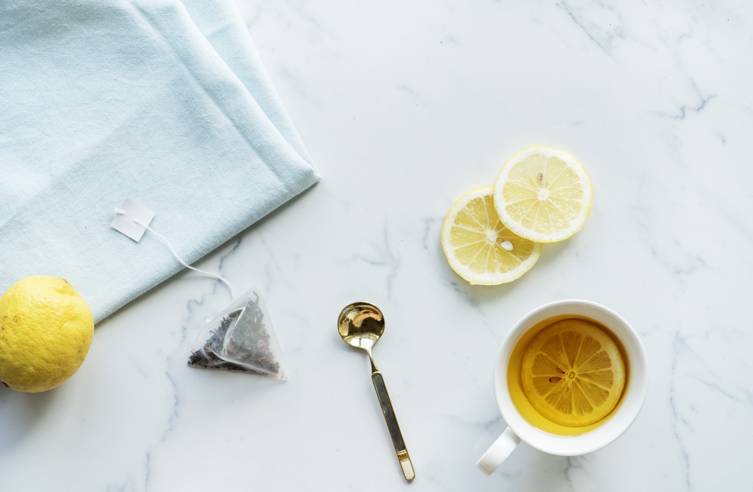 lemon essential oil uses