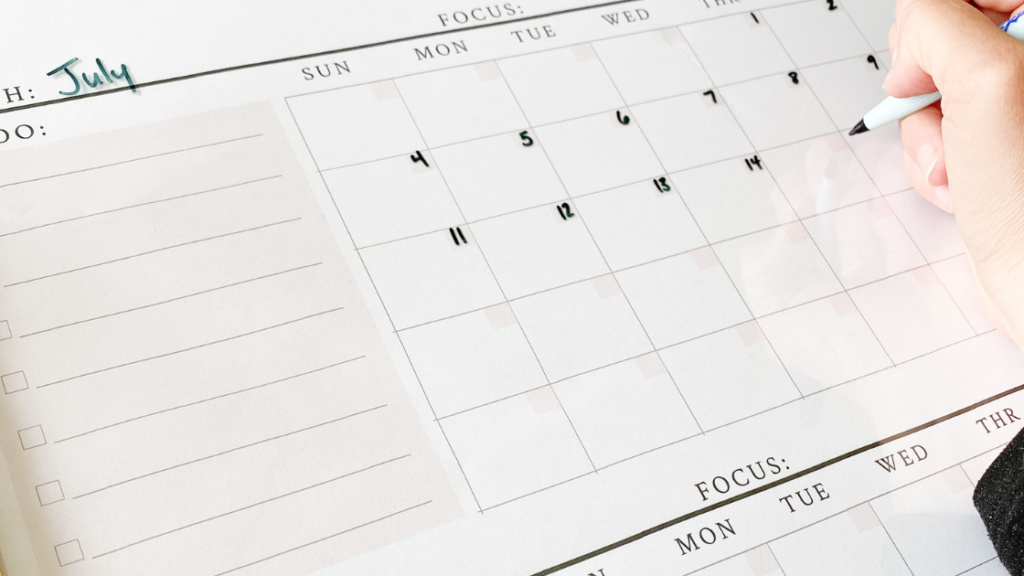 How to Use the 3 Month Calendar